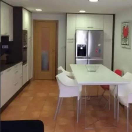 Apartment - 2 Bedrooms - 02447 Apartment