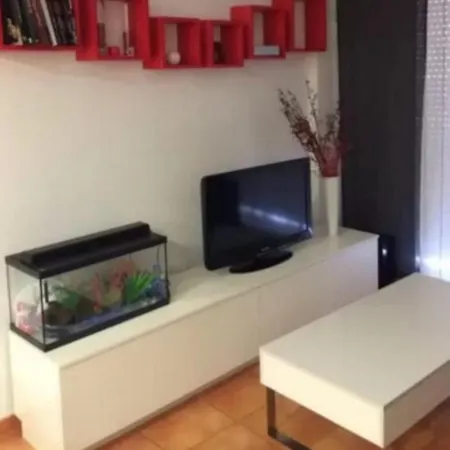 Apartment Apartment - 2 Bedrooms - 02447 *